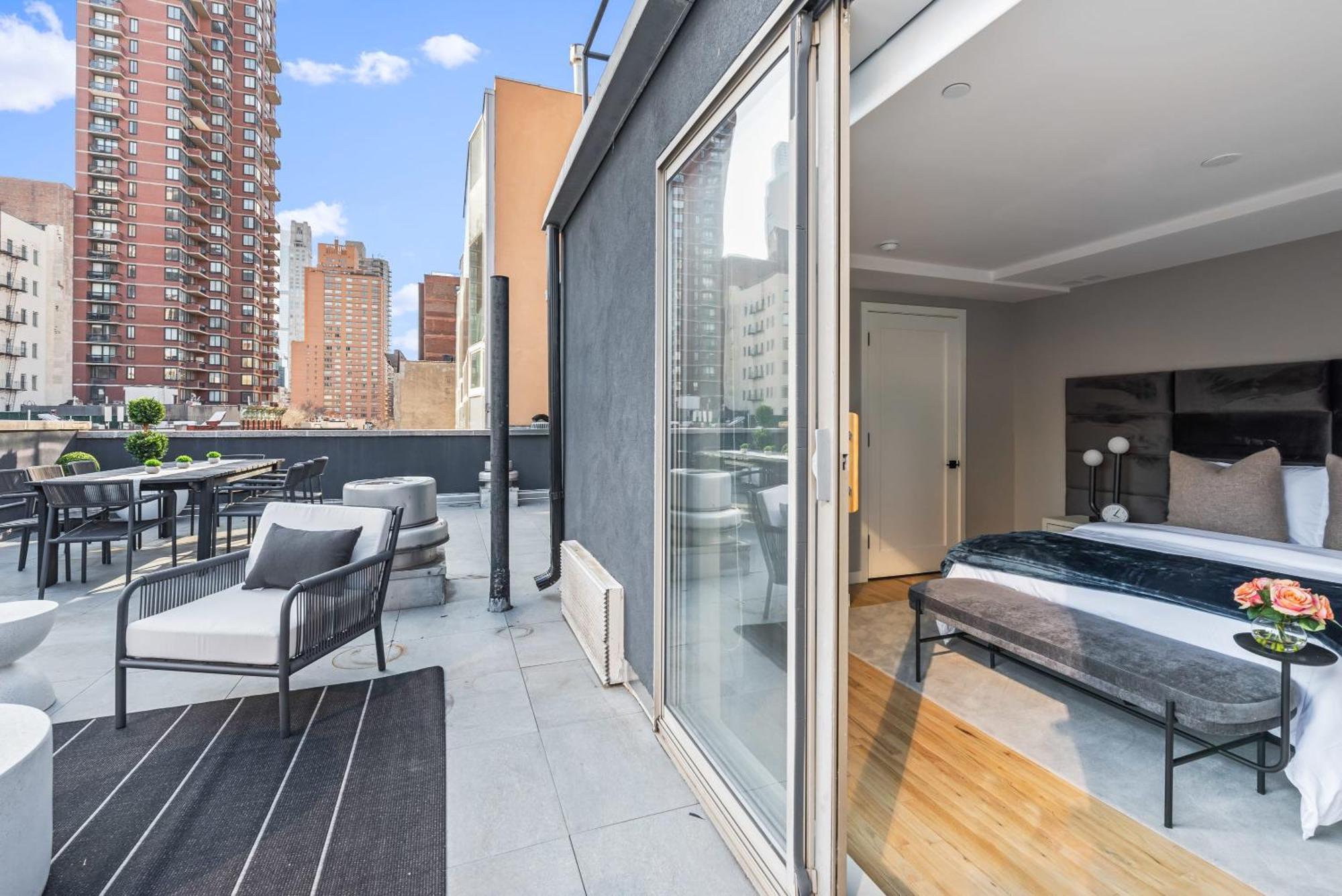 3br Penthouse With Massive Private Rooftop