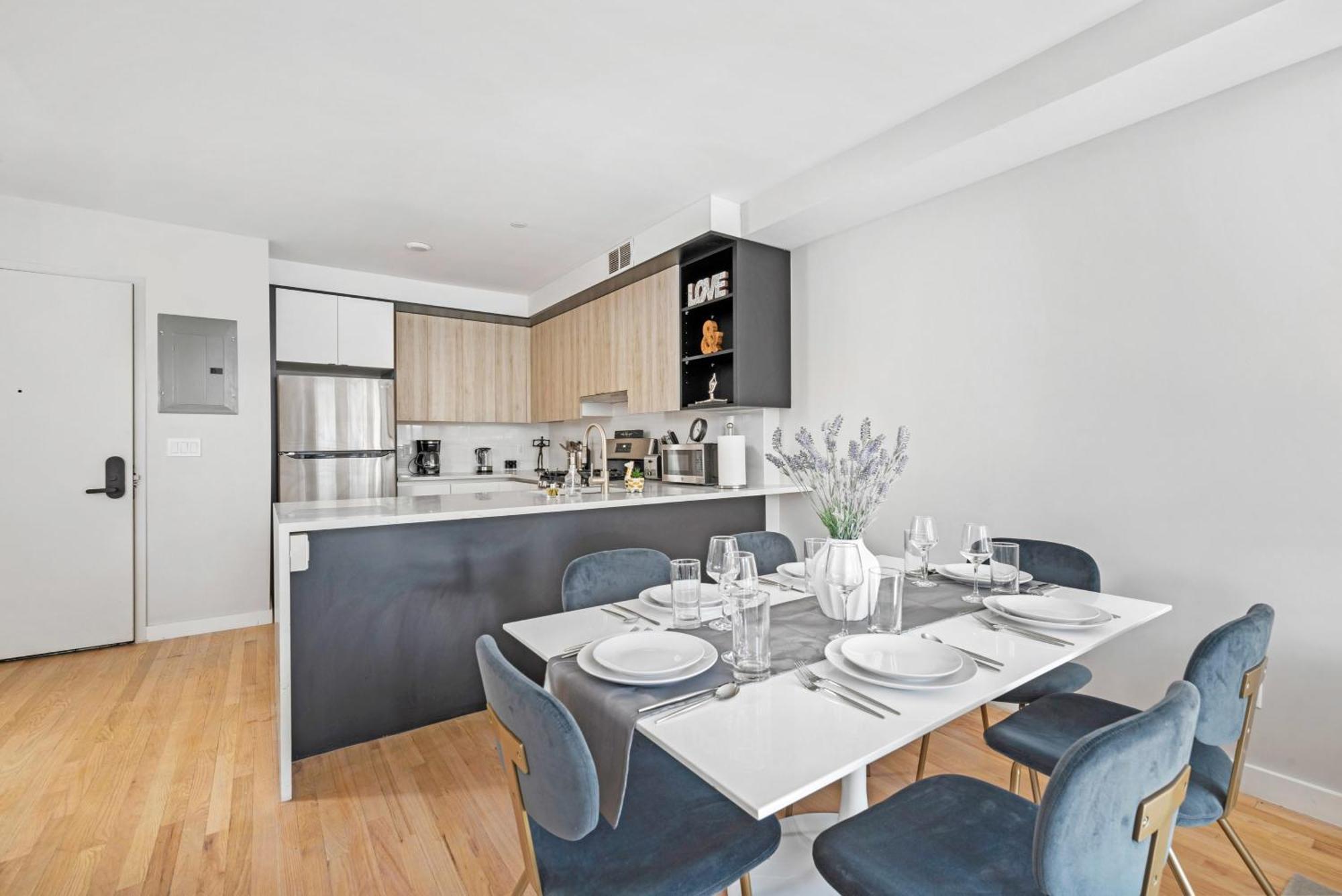 Apartment 3br Penthouse With Massive Private Rooftop
