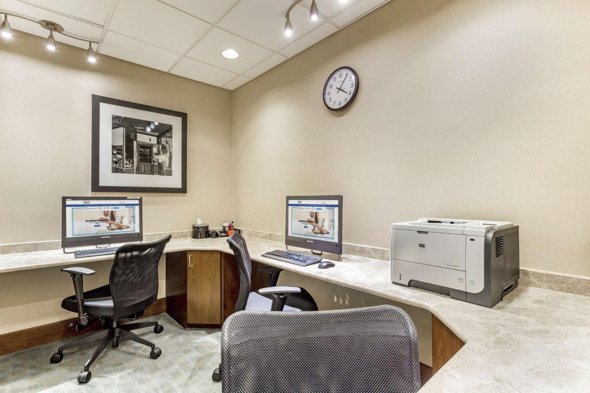 Hotel Hampton Manhattan Grand 3*
