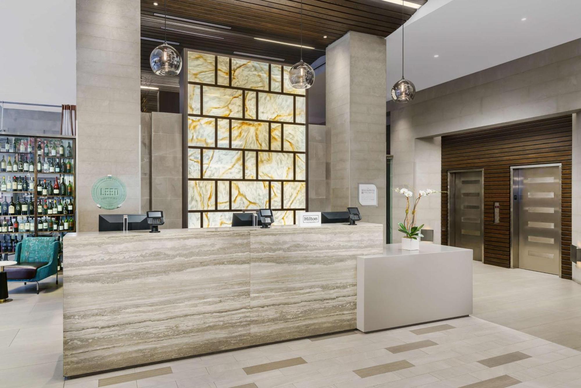 Hilton Garden Times Square North 3*