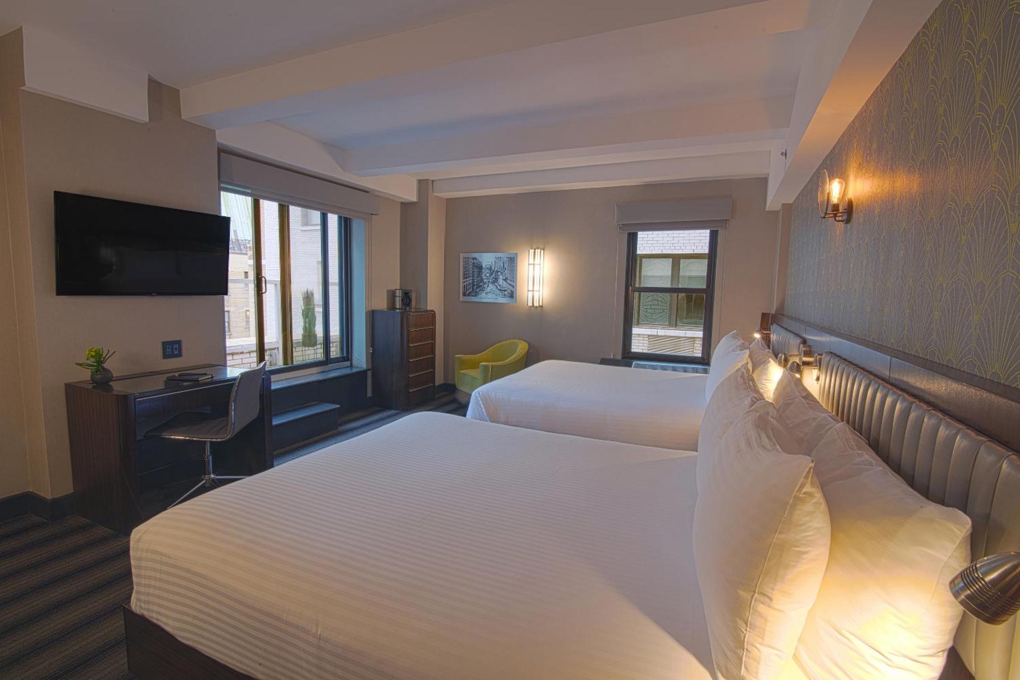 Hotel Edison Times Square 4*