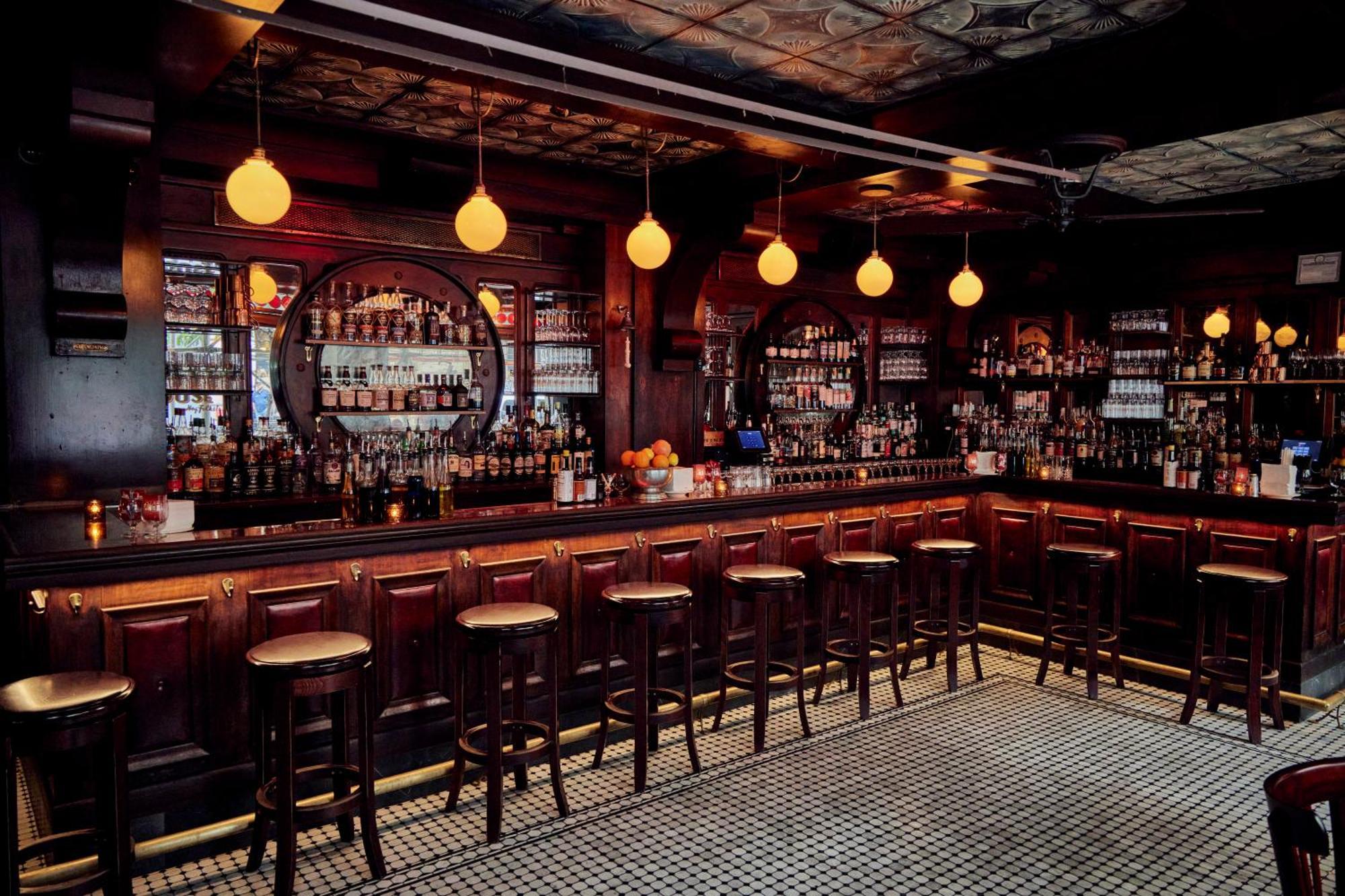 Edison Times Square Hotel 4*
