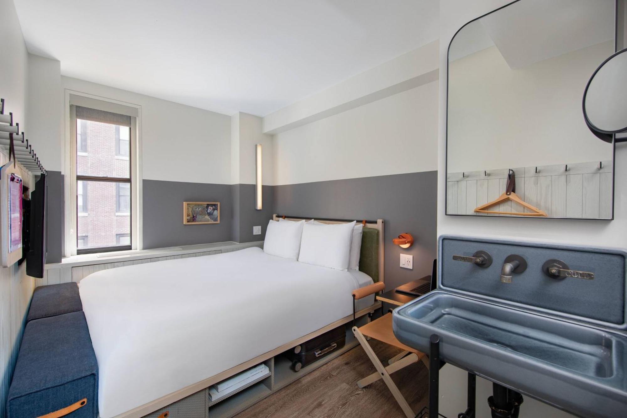 Moxy Nyc Times Square 4* New York