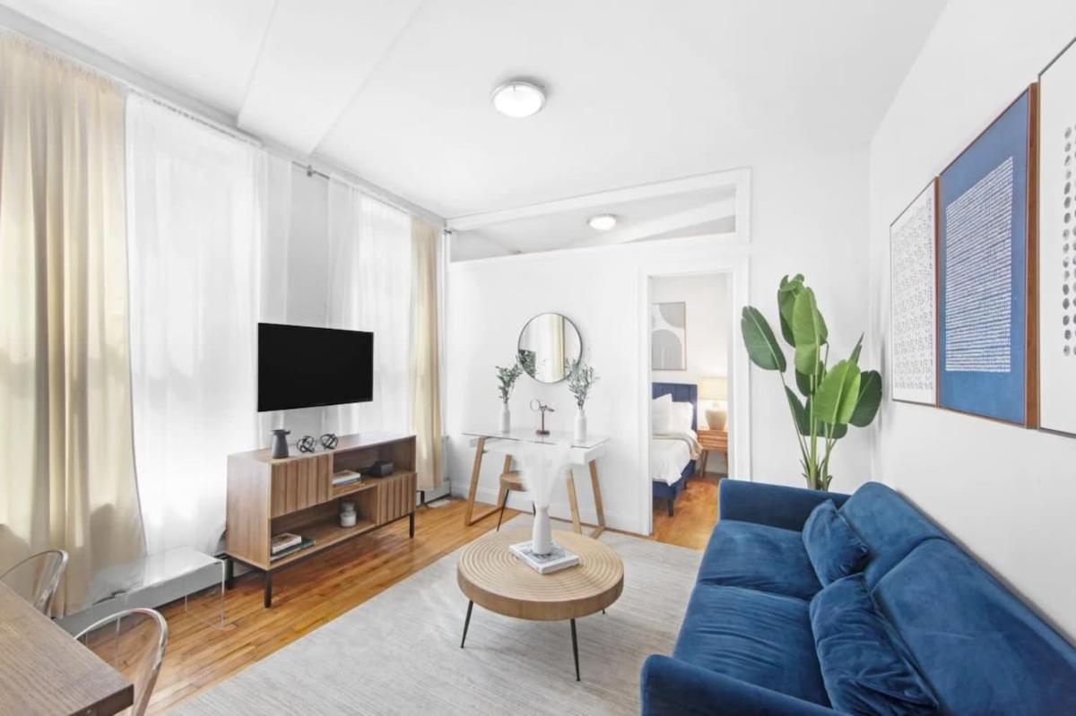 139-2e West Village 1br Value * New York