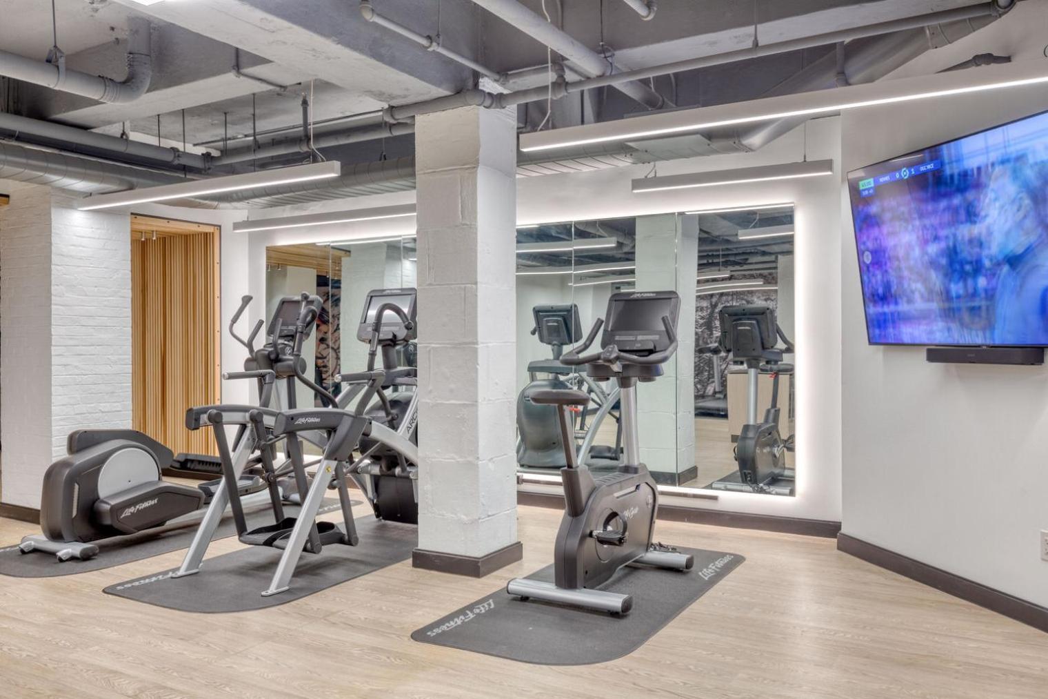 Midtown 1br W Doorman Wd Nr Grand Nyc-778 New York