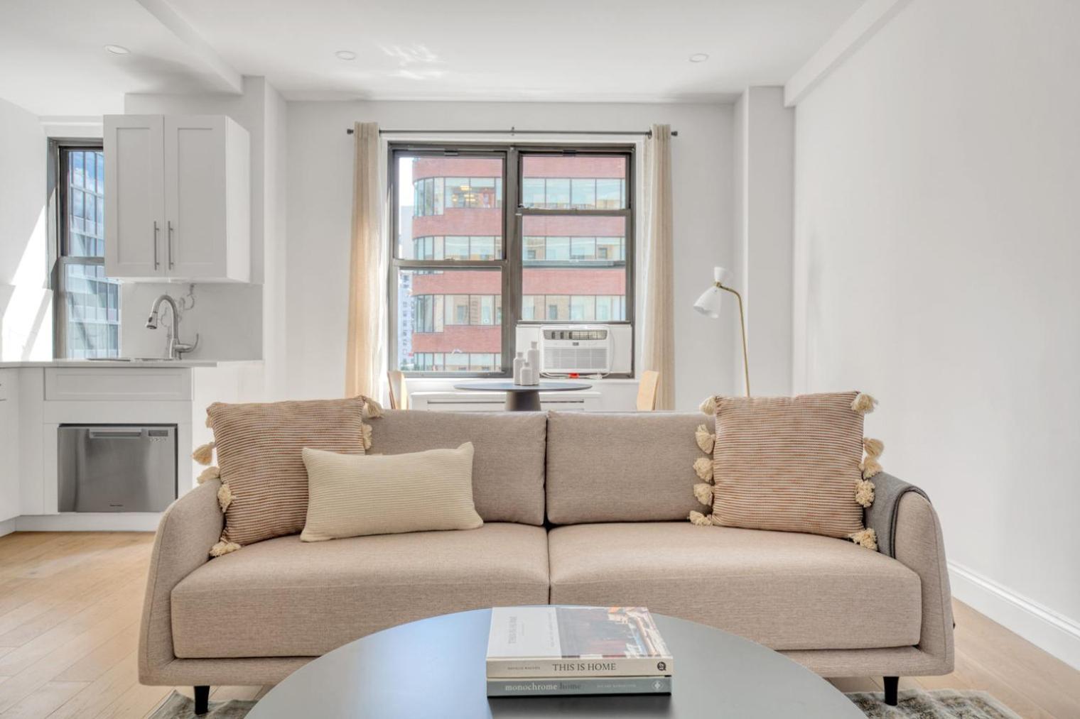 Apartment Midtown 1br W Doorman Wd Nr Grand Nyc-778 New York