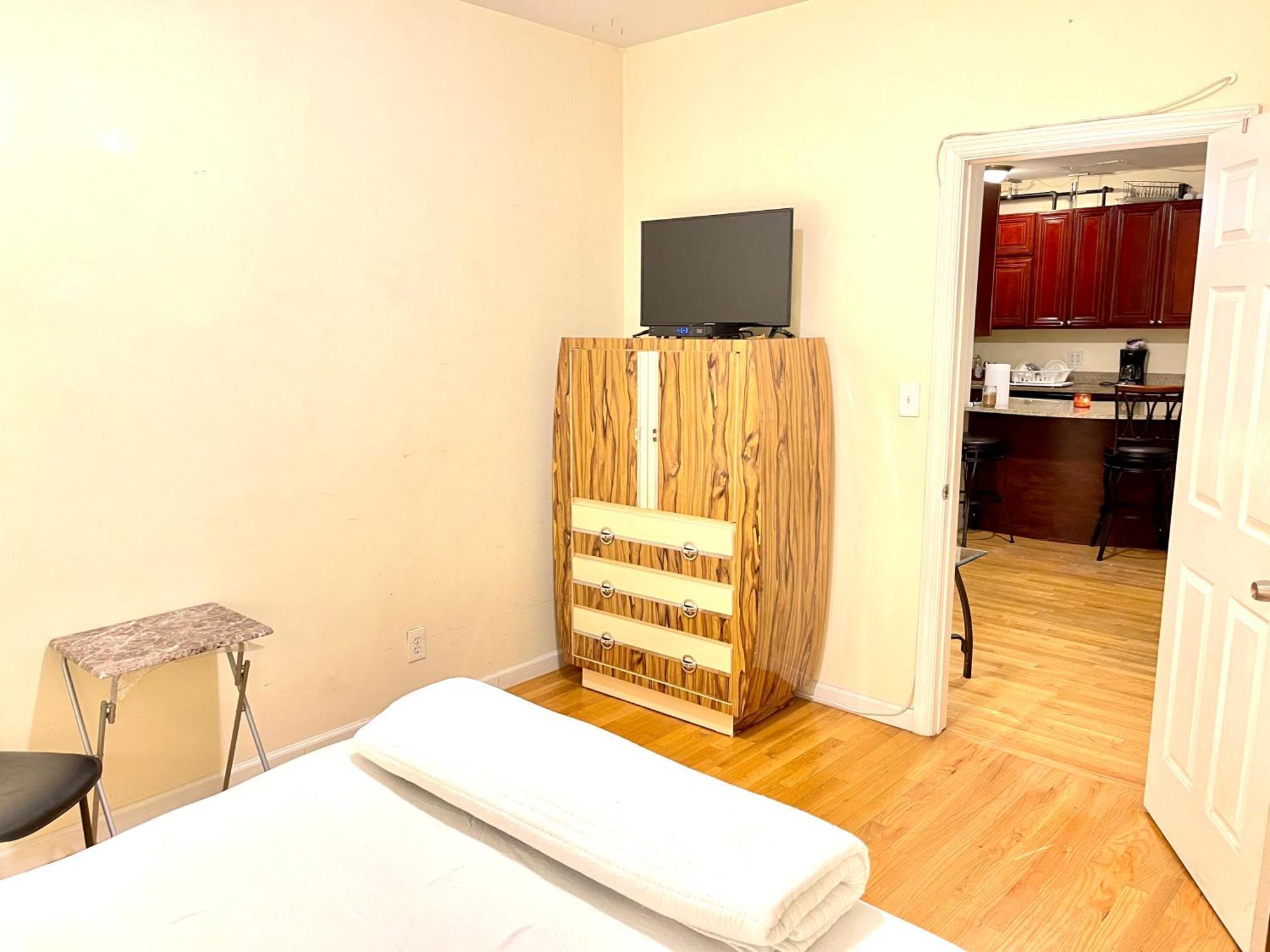 Homestay The Manhattan Central Park Times Square *