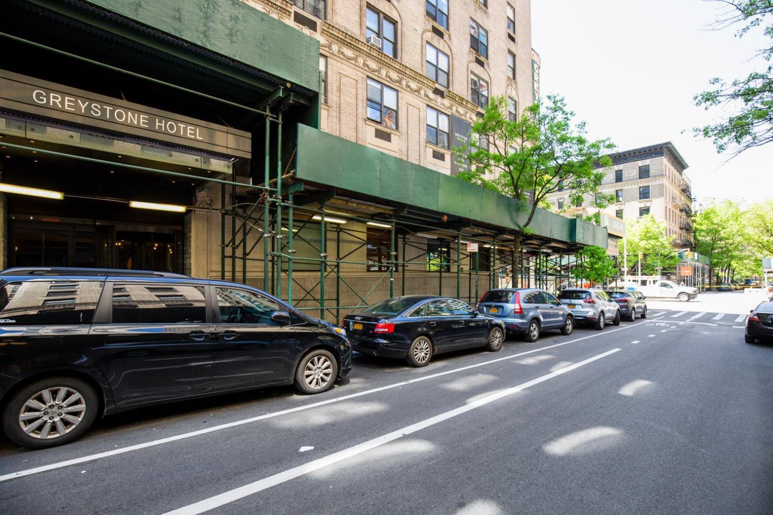 Apartment Uws 1br W Doorman Elevator Nr Park Nyc-777