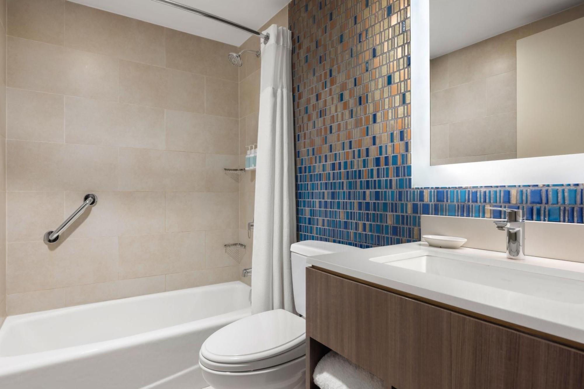 Courtyard By Marriott Manhattan/chelsea Hotel New York