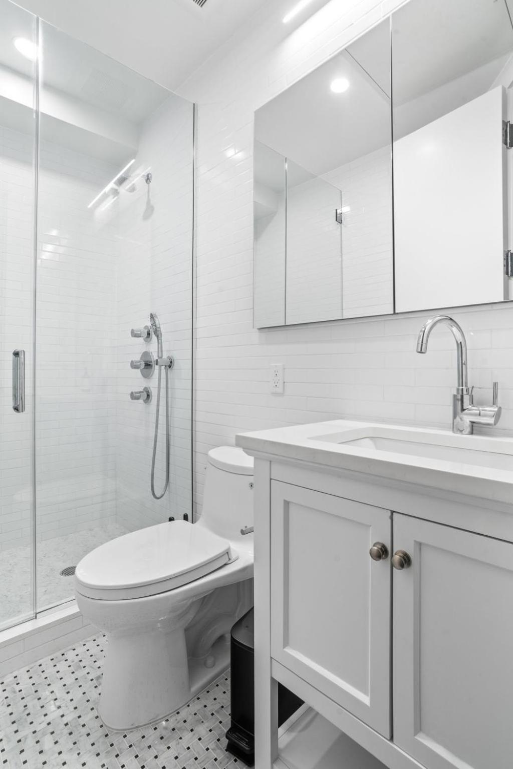 Upper Eastside 3bd 1ba Gem *