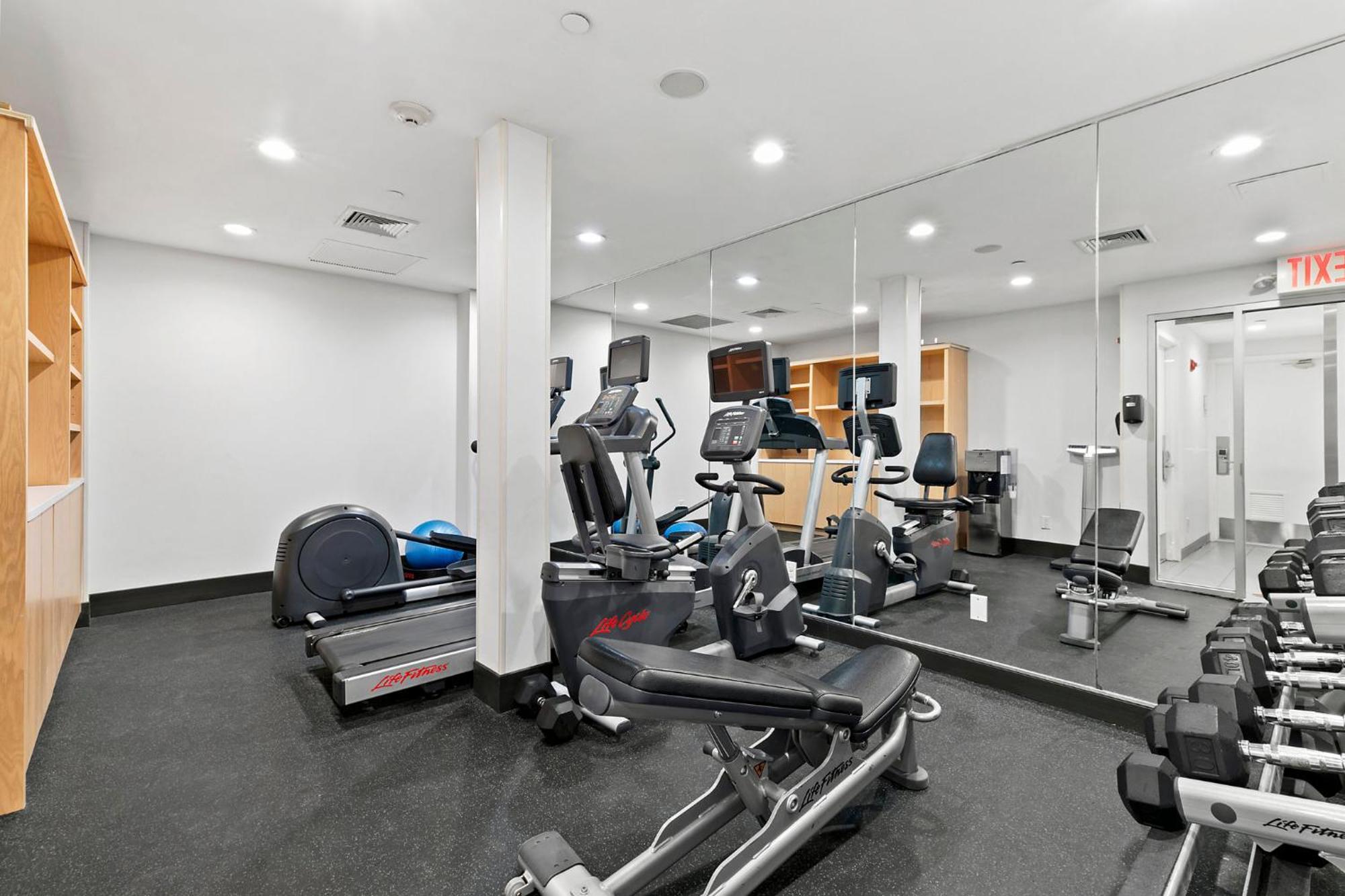 Holiday Manhattan 6th Ave - Chelsea By Ihg 4* New York