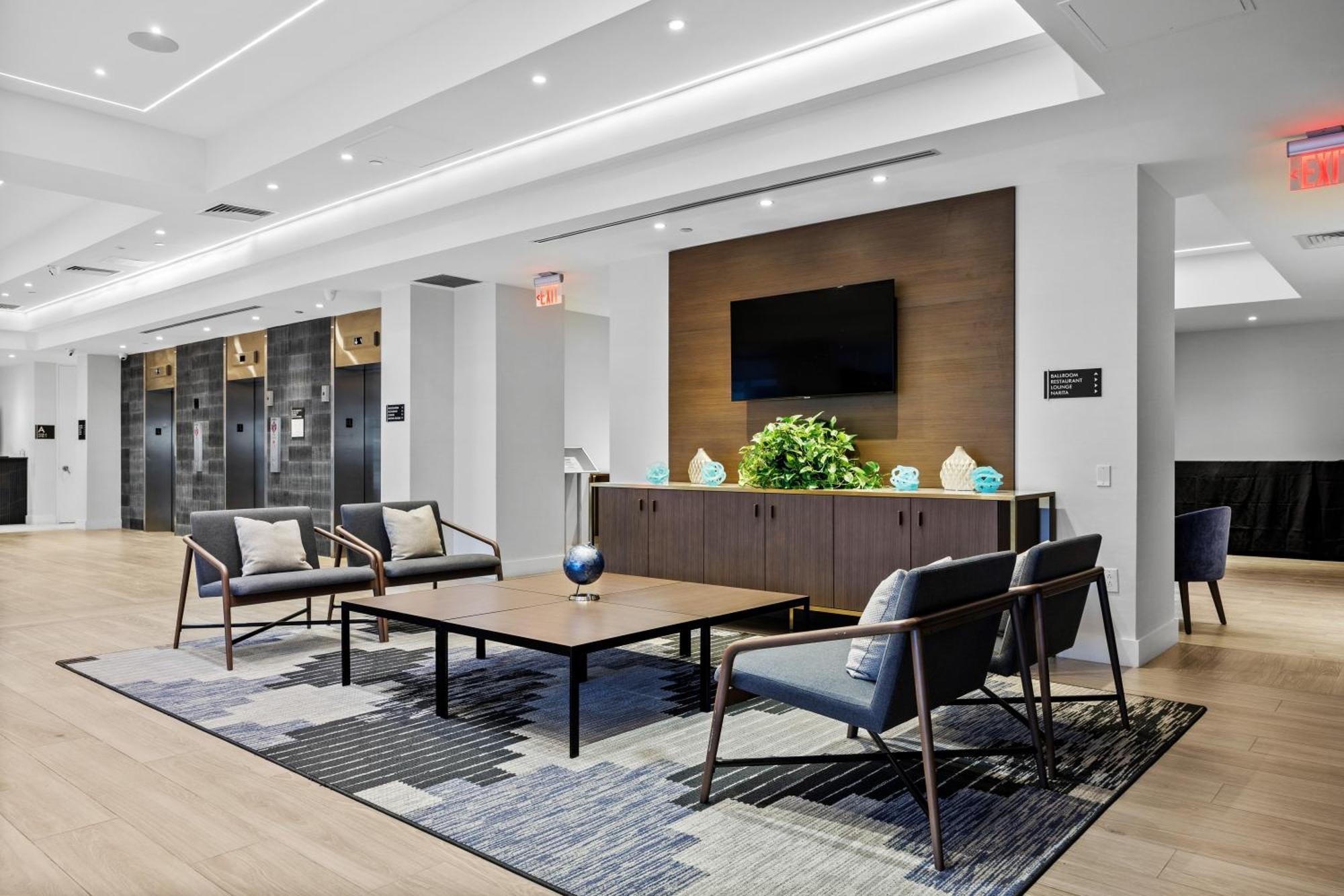 Doubletree By Hilton Jfk Airport Hotel New York