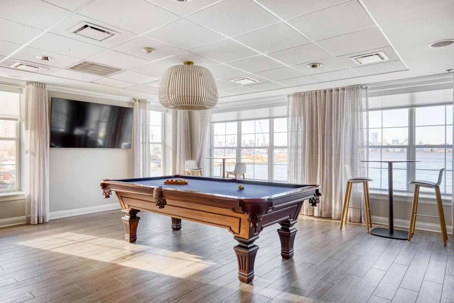 Jersey City 2br W Wd Gym Elevator Nr Path Nyc-672 Apartment *