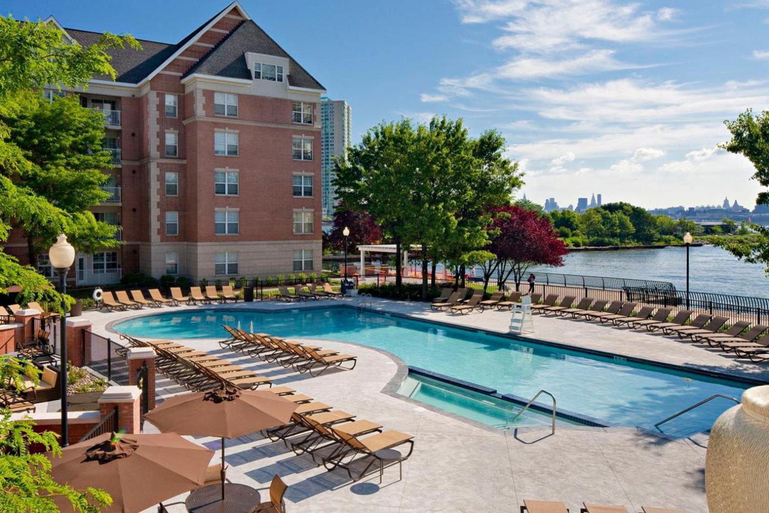 Jersey City 2br W Wd Gym Elevator Nr Path Nyc-672 *