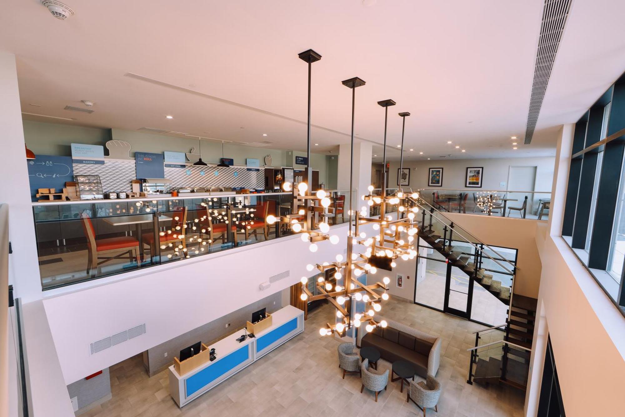Holiday Express Long Island City 3*