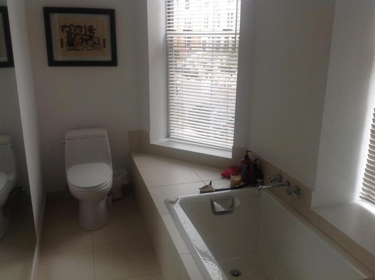 Beautiful Strivers Row, Harlem Apartment *