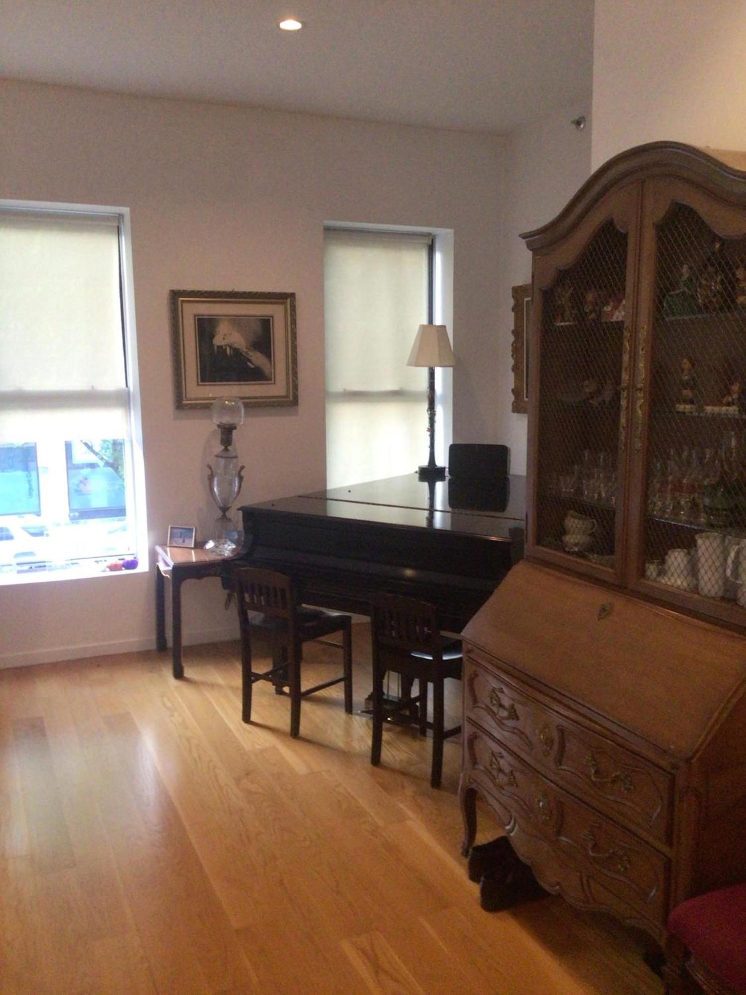 Apartment Beautiful Strivers Row, Harlem New York
