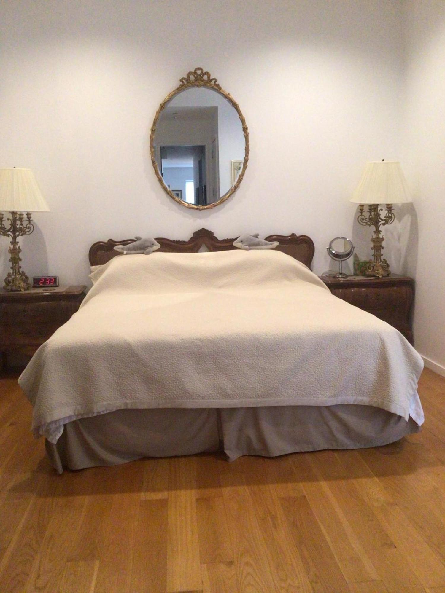 Beautiful Strivers Row, Harlem Apartment New York