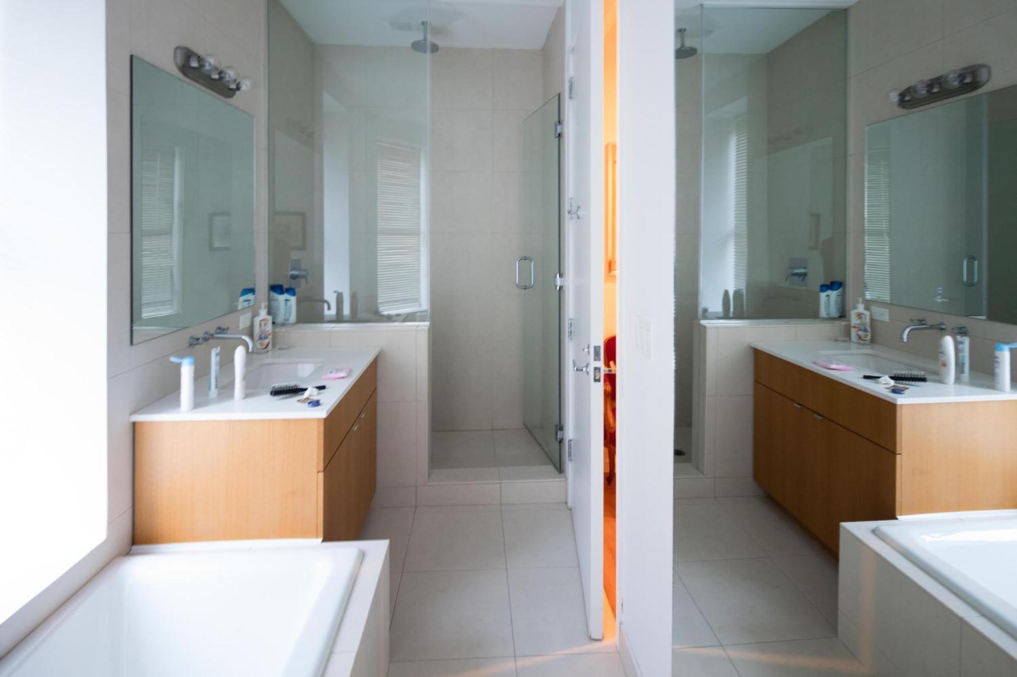 Beautiful Strivers Row, Harlem Apartment