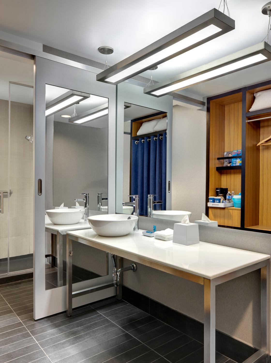 Hotel Aloft Brooklyn 3*