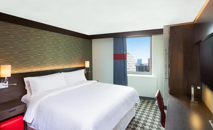 Four Points By Sheraton Downtown 3*
