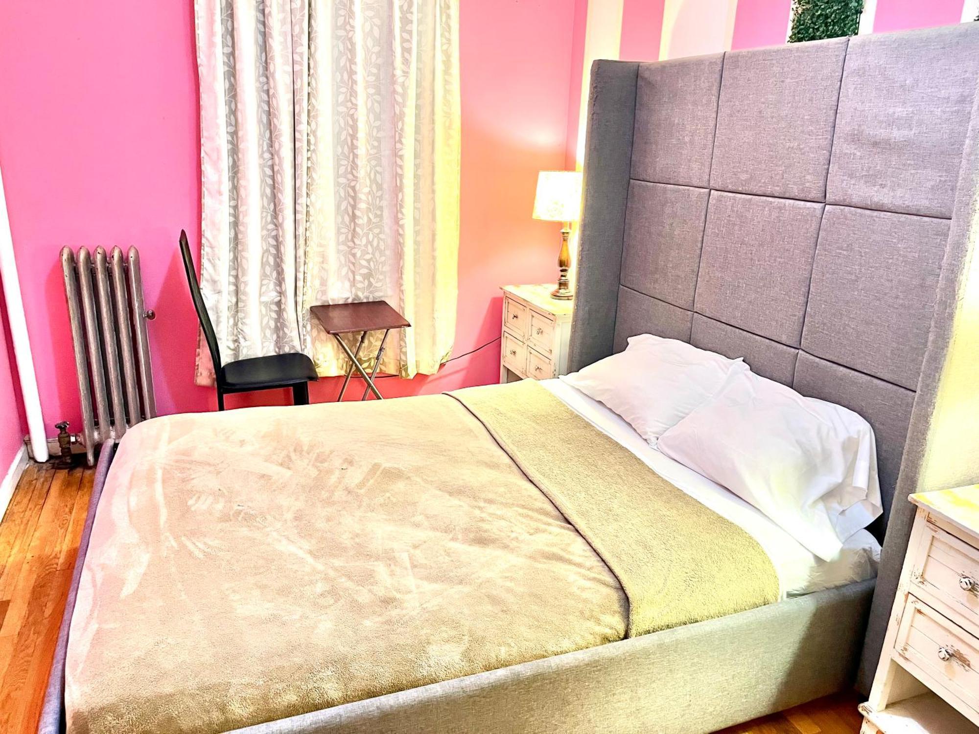 The Manhattan Central Park Times Square Homestay
