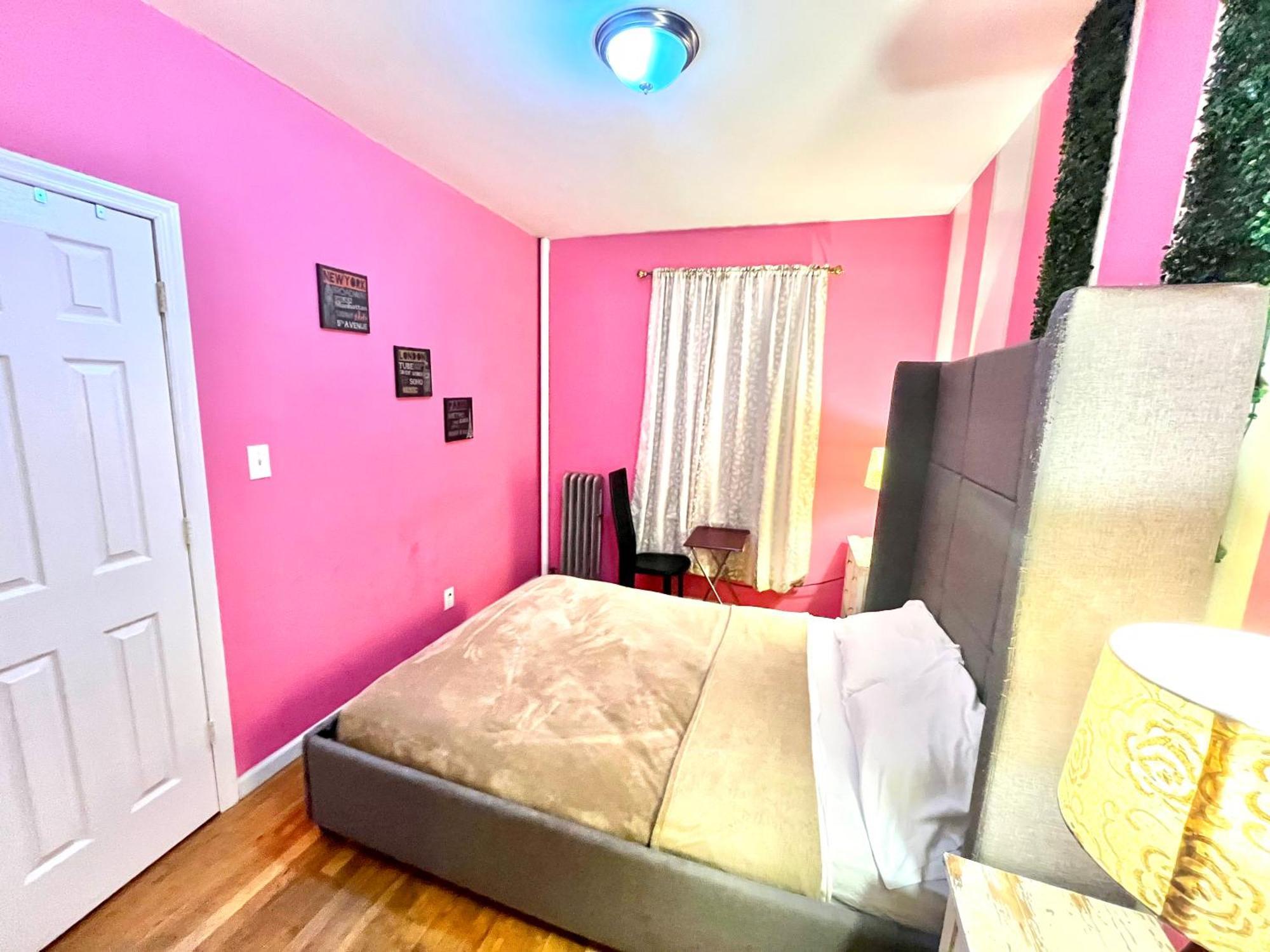 Homestay The Manhattan Central Park Times Square *