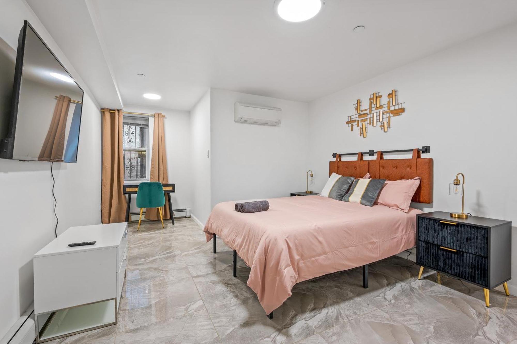 Upper East Side Luxury 3br 2b 1700 Square Feet 4* New York