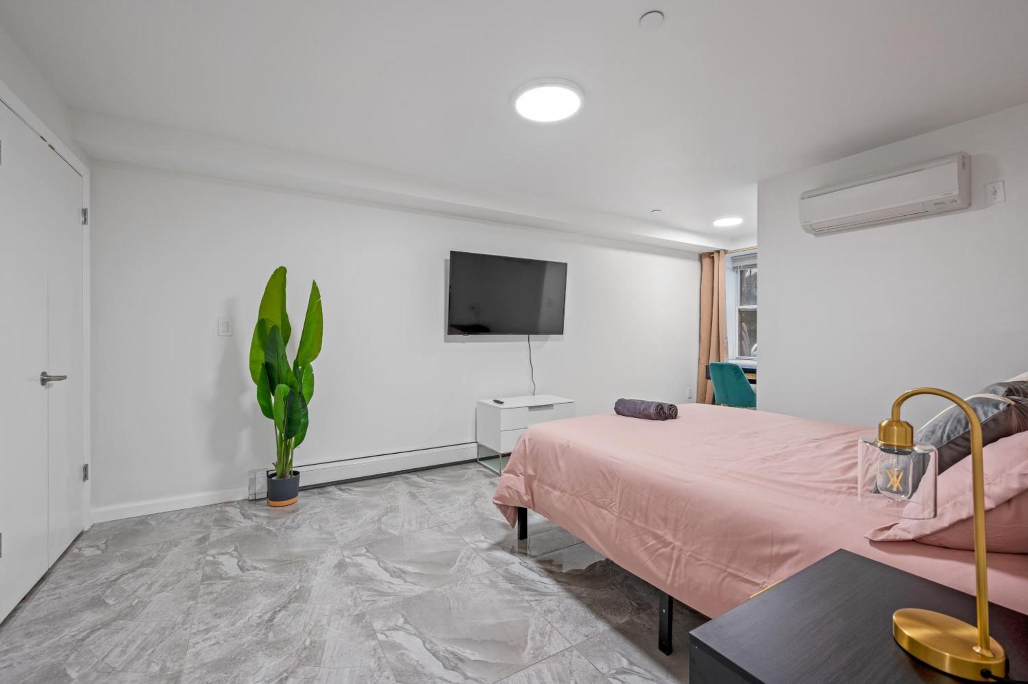Hotel Upper East Side Luxury 3br 2b 1700 Square Feet New York