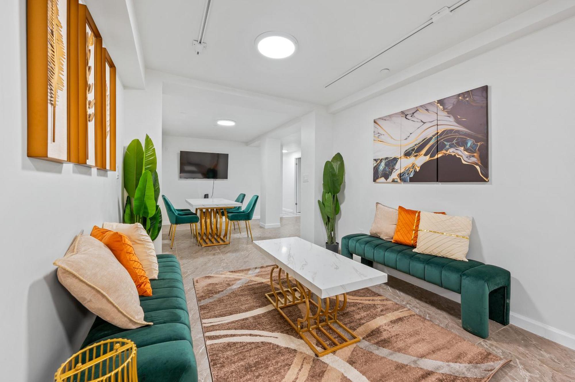 Upper East Side Luxury 3br 2b 1700 Square Feet