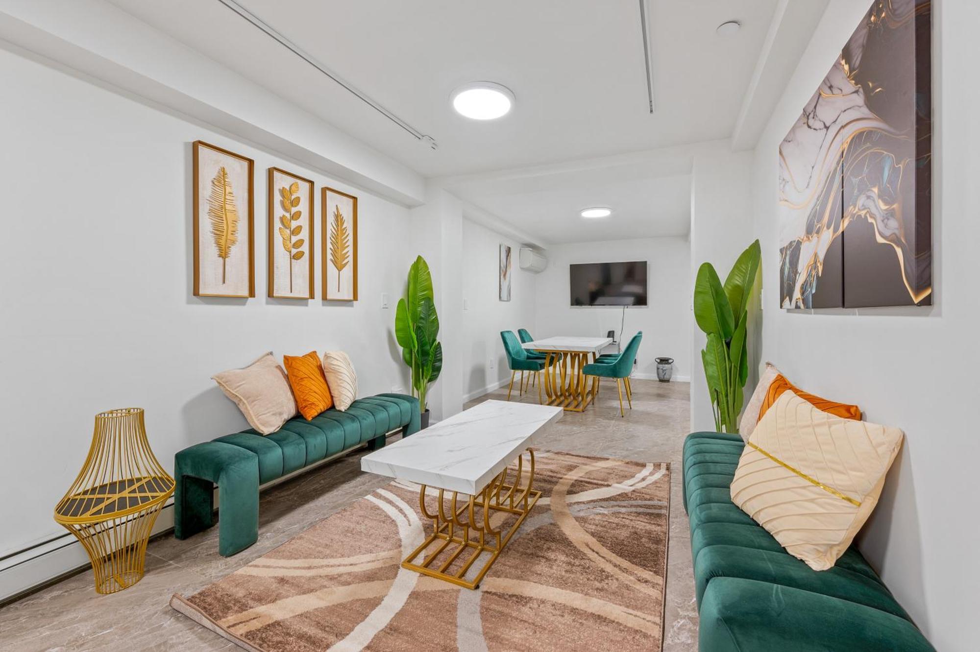 Upper East Side Luxury 3br 2b 1700 Square Feet Hotel New York