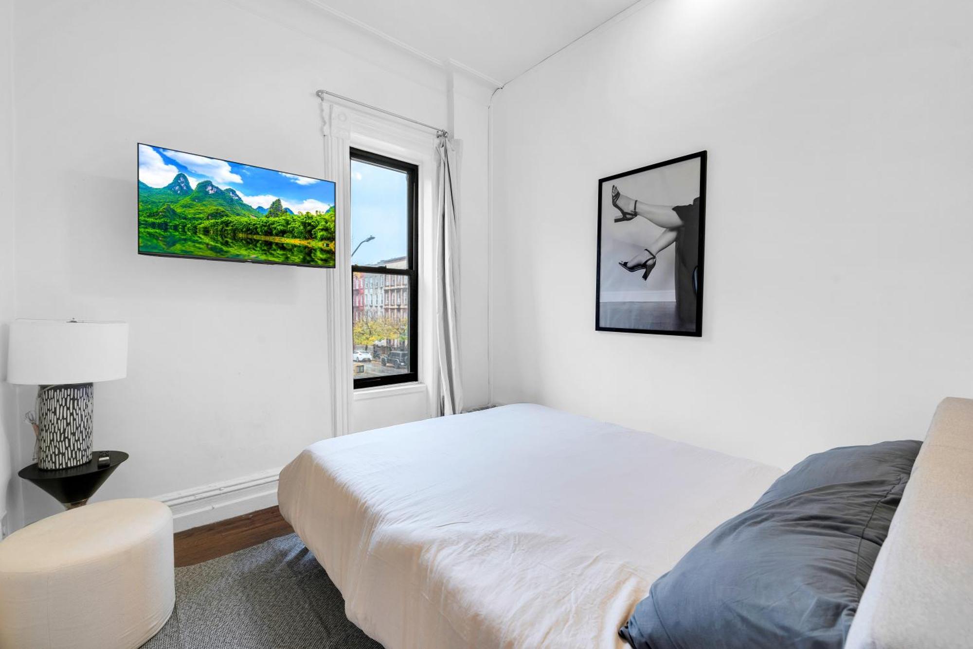 Stylish 3bd Heart Of Park Slope Apartment