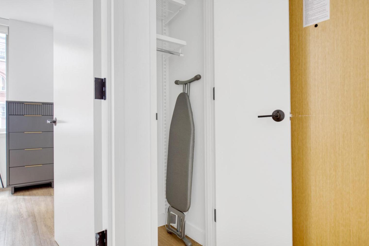 Fidi 1br W Wd Doorman Elevator Roof Nyc-770