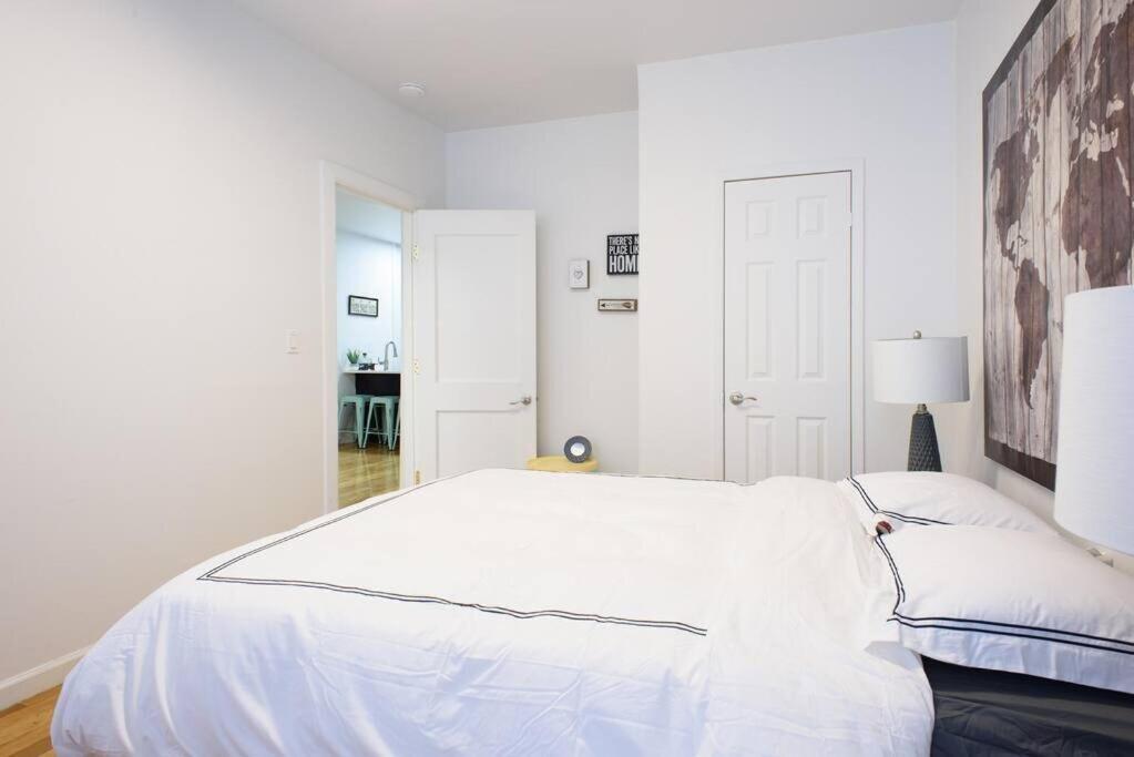 Apartment 109-1 Huge 3br Value - Nyc New York