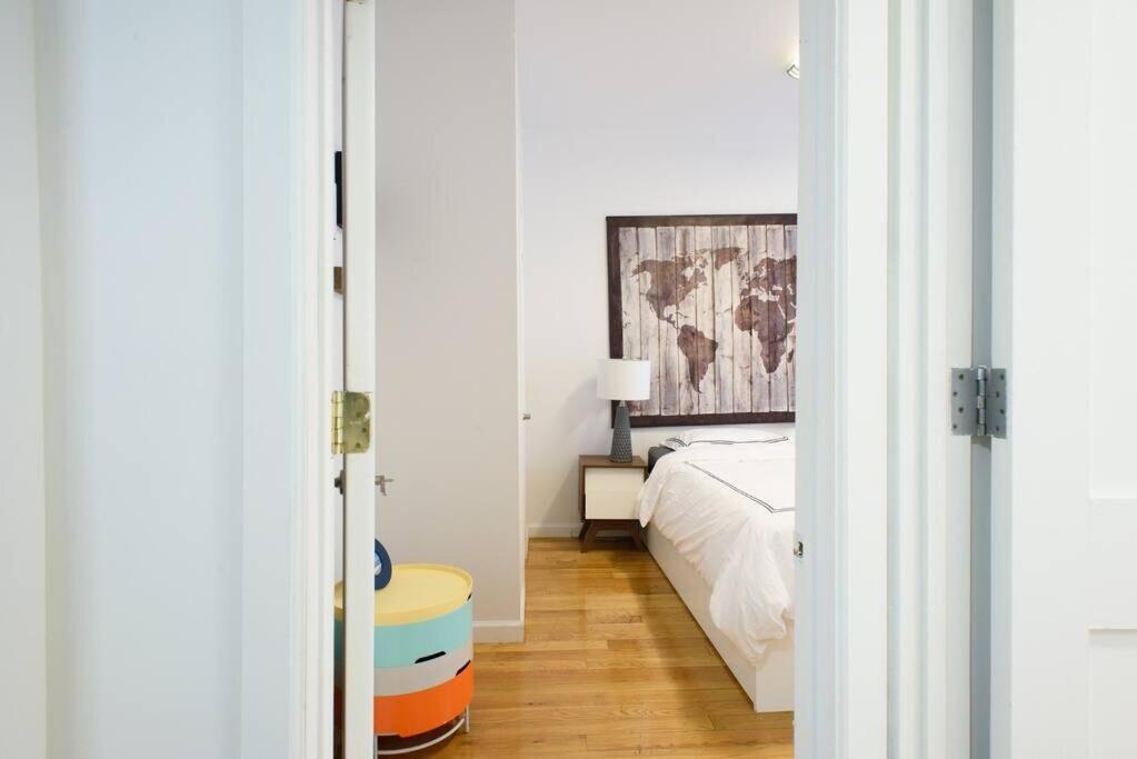 109-1 Huge 3br Value - Nyc New York