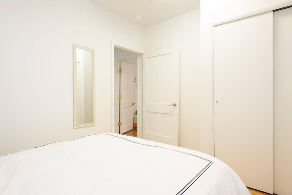 109-1 Huge 3br Value - Nyc