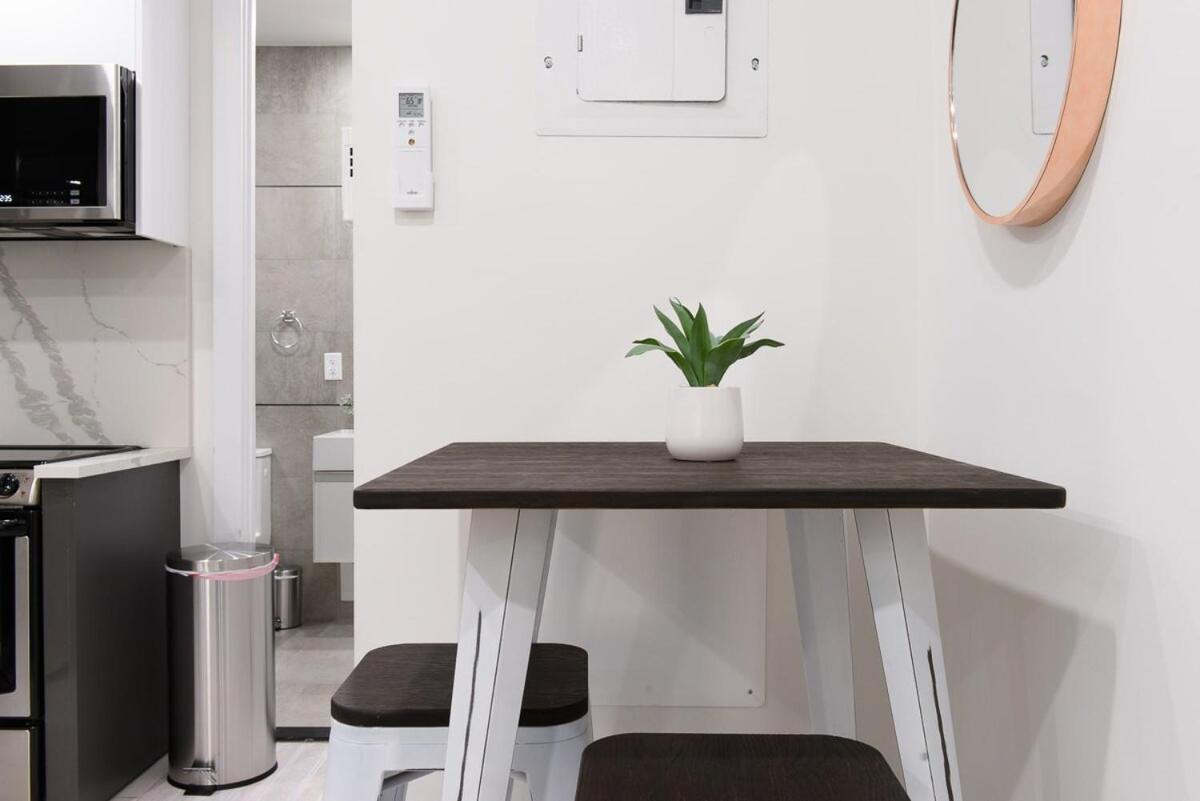 78-3b New Junior 1 Bedroom Prime Ues Wd In Unit Apartment *