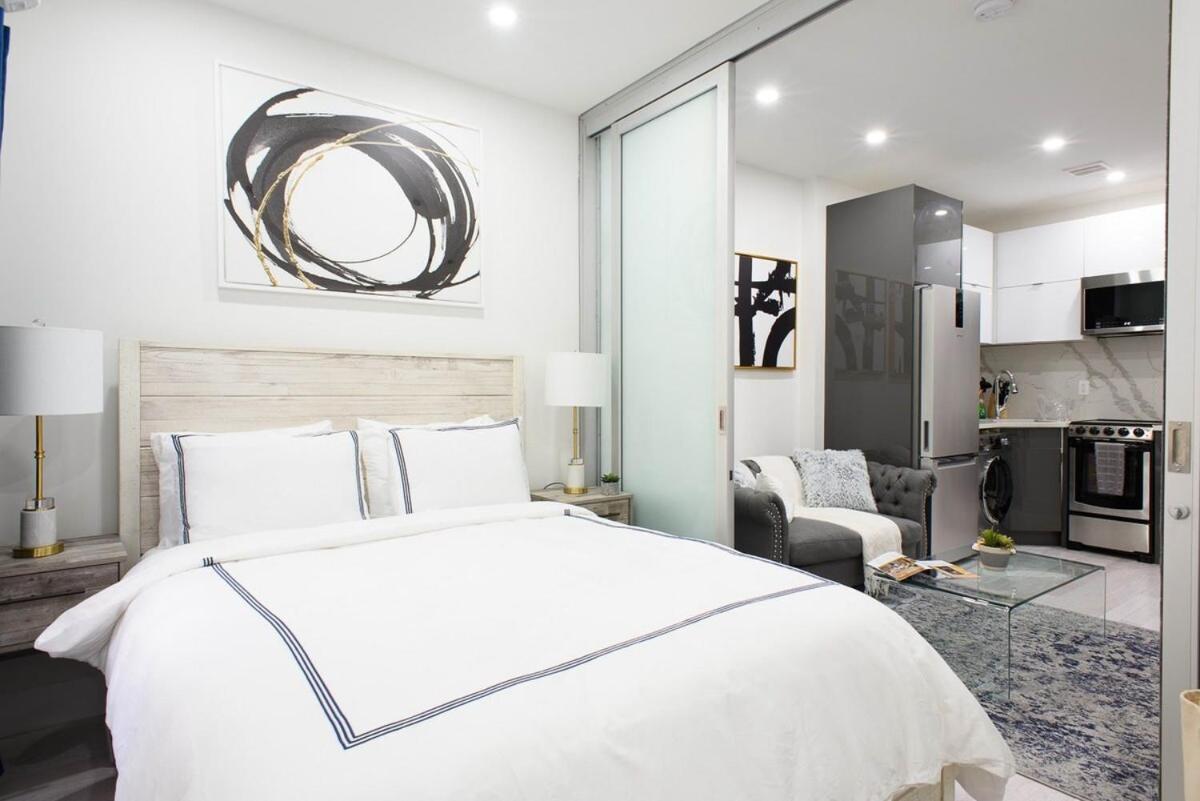78-3b New Junior 1 Bedroom Prime Ues Wd In Unit Apartment