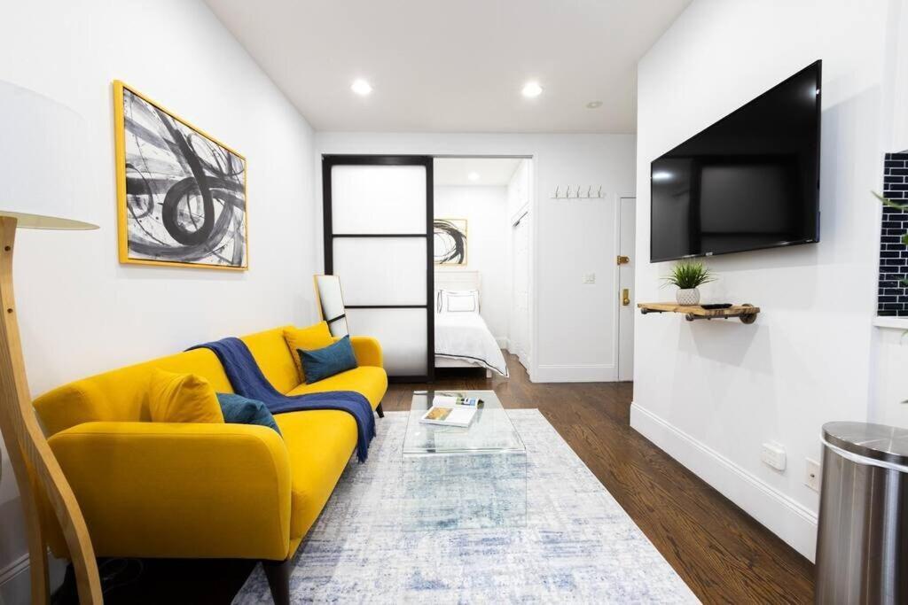 69-2d Stylish Lower East Side 1br Apartment New York