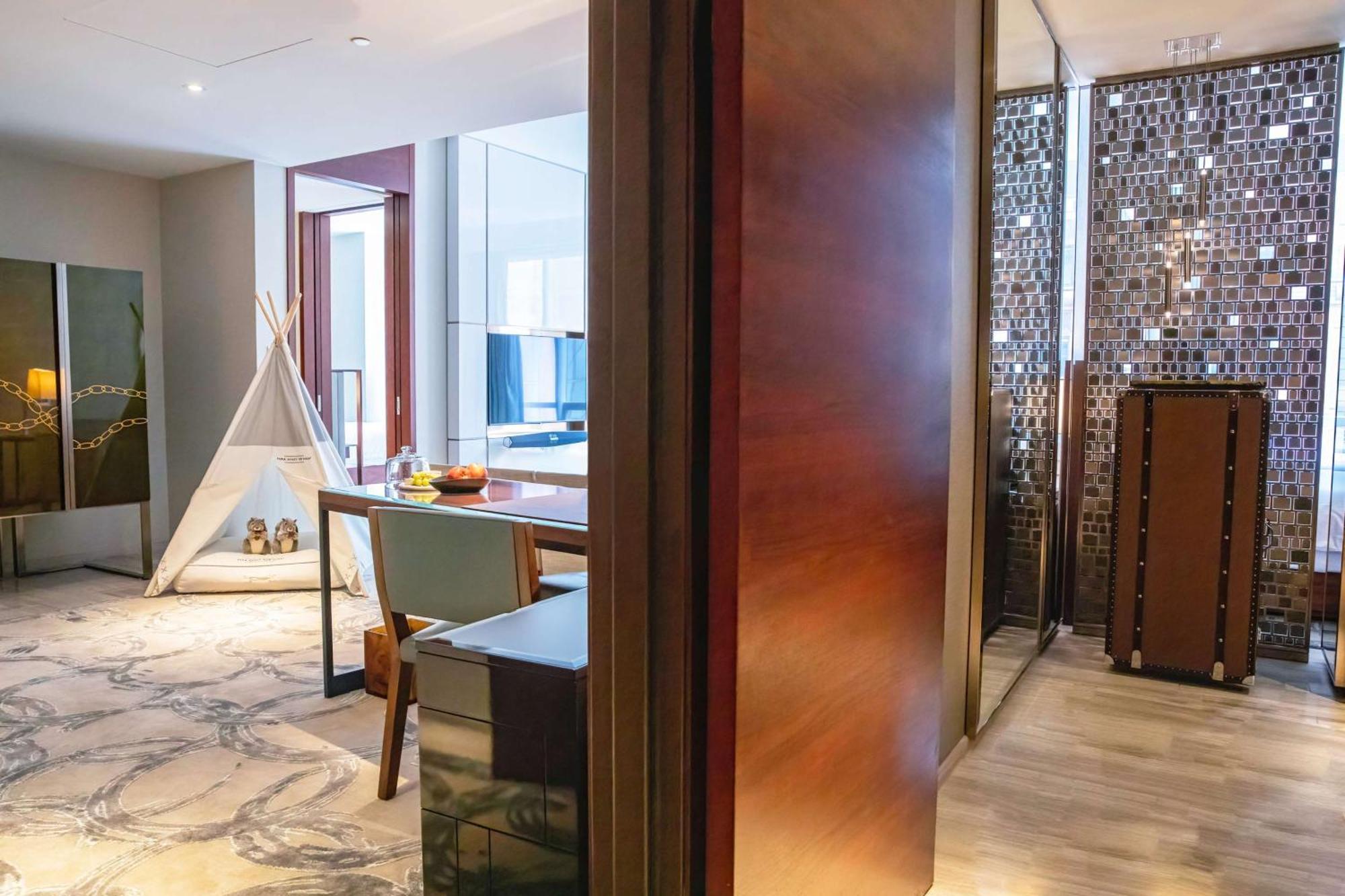 Park Hyatt Hotel 5*