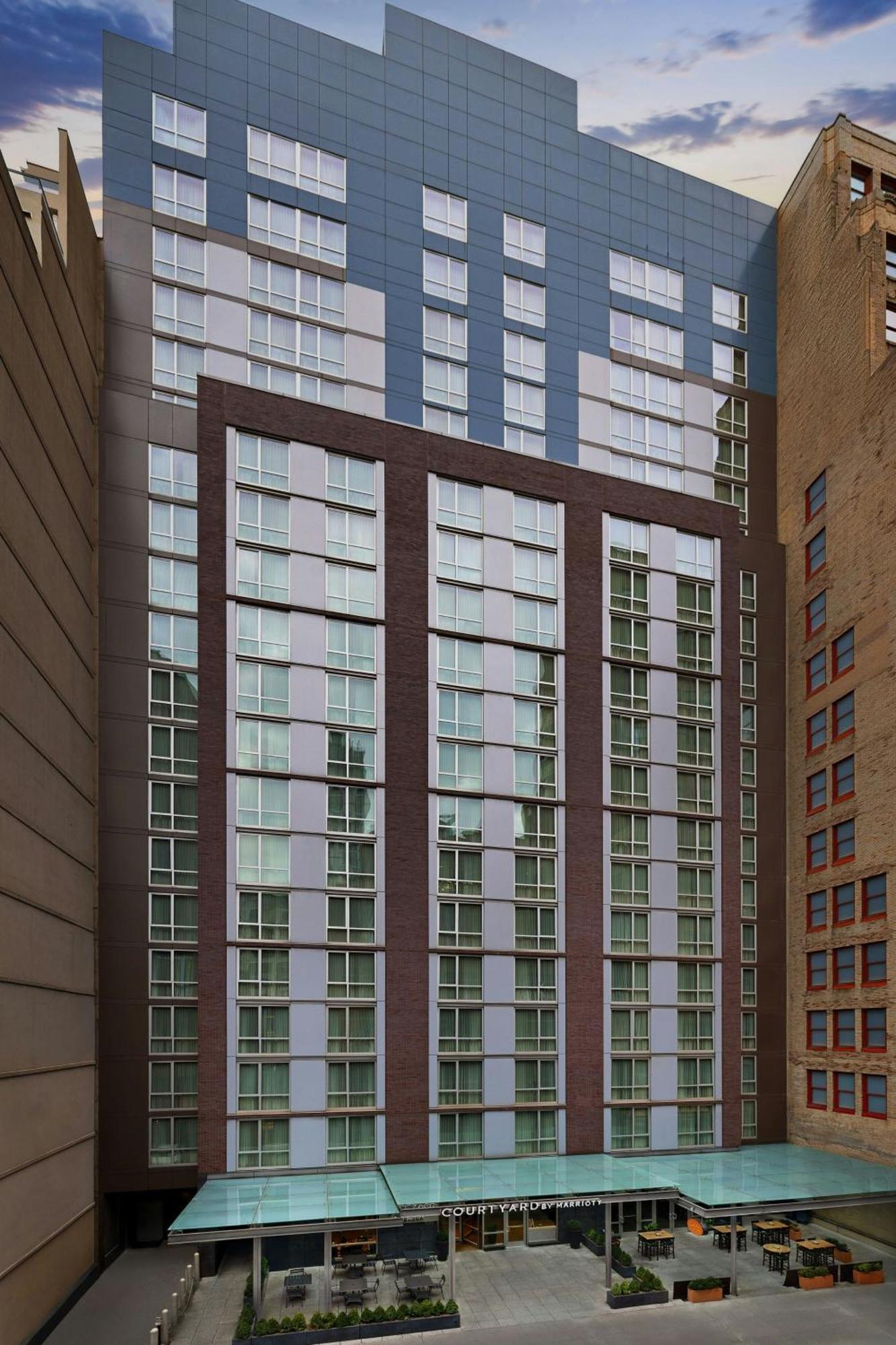 Hotel Courtyard By Marriott Manhattan/chelsea 4*