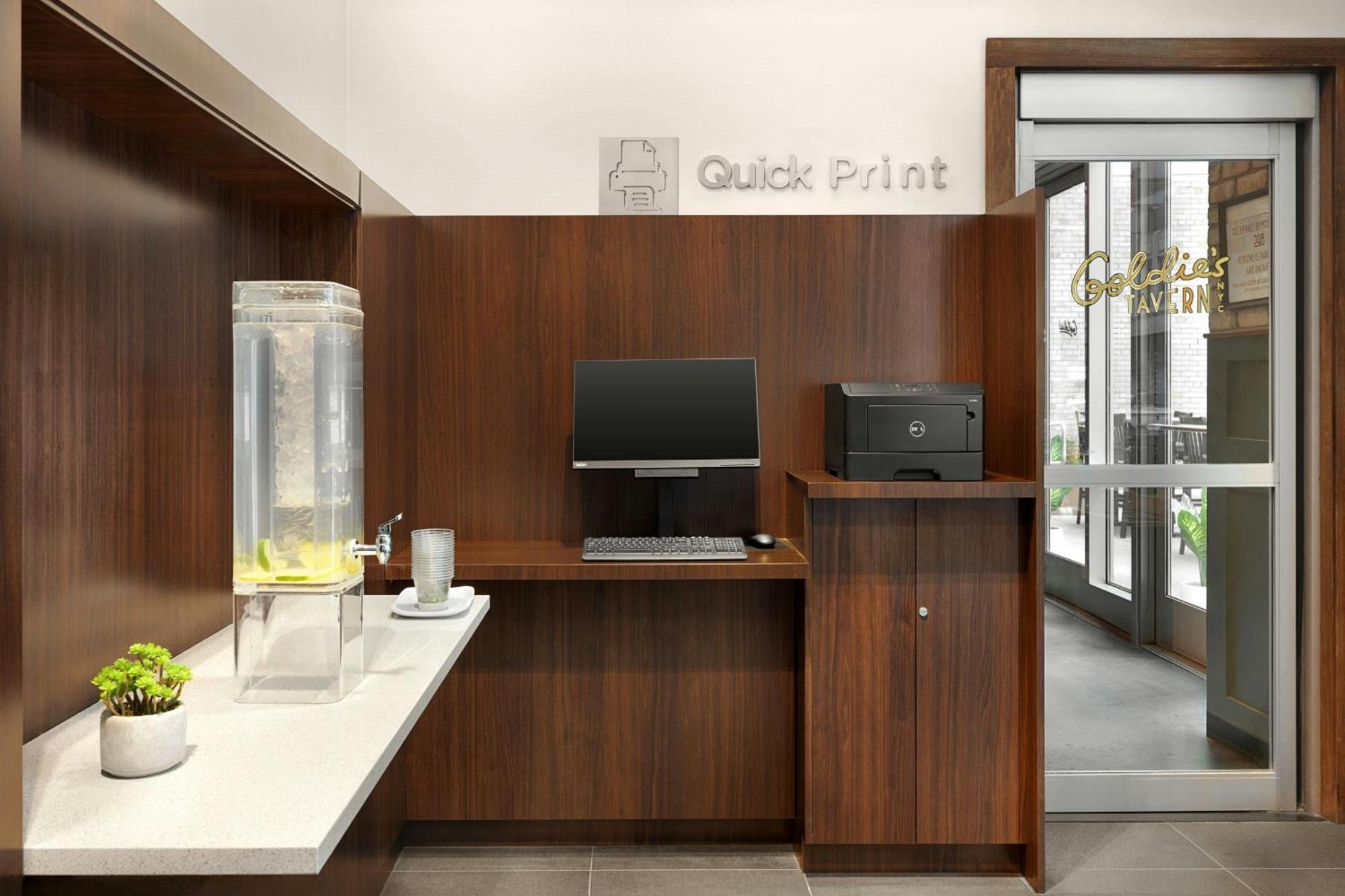 Hotel Courtyard By Marriott Manhattan/chelsea