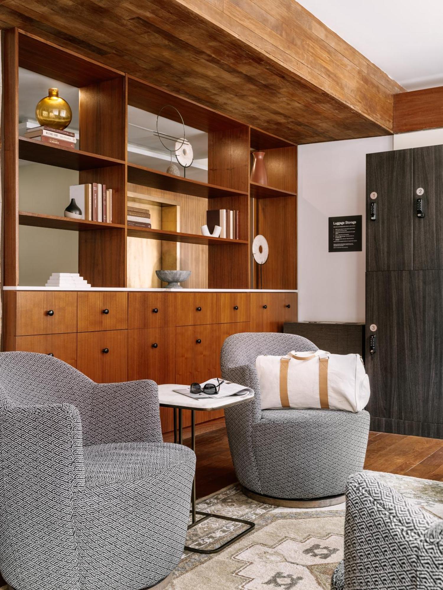 Sonder Duane Street 4*