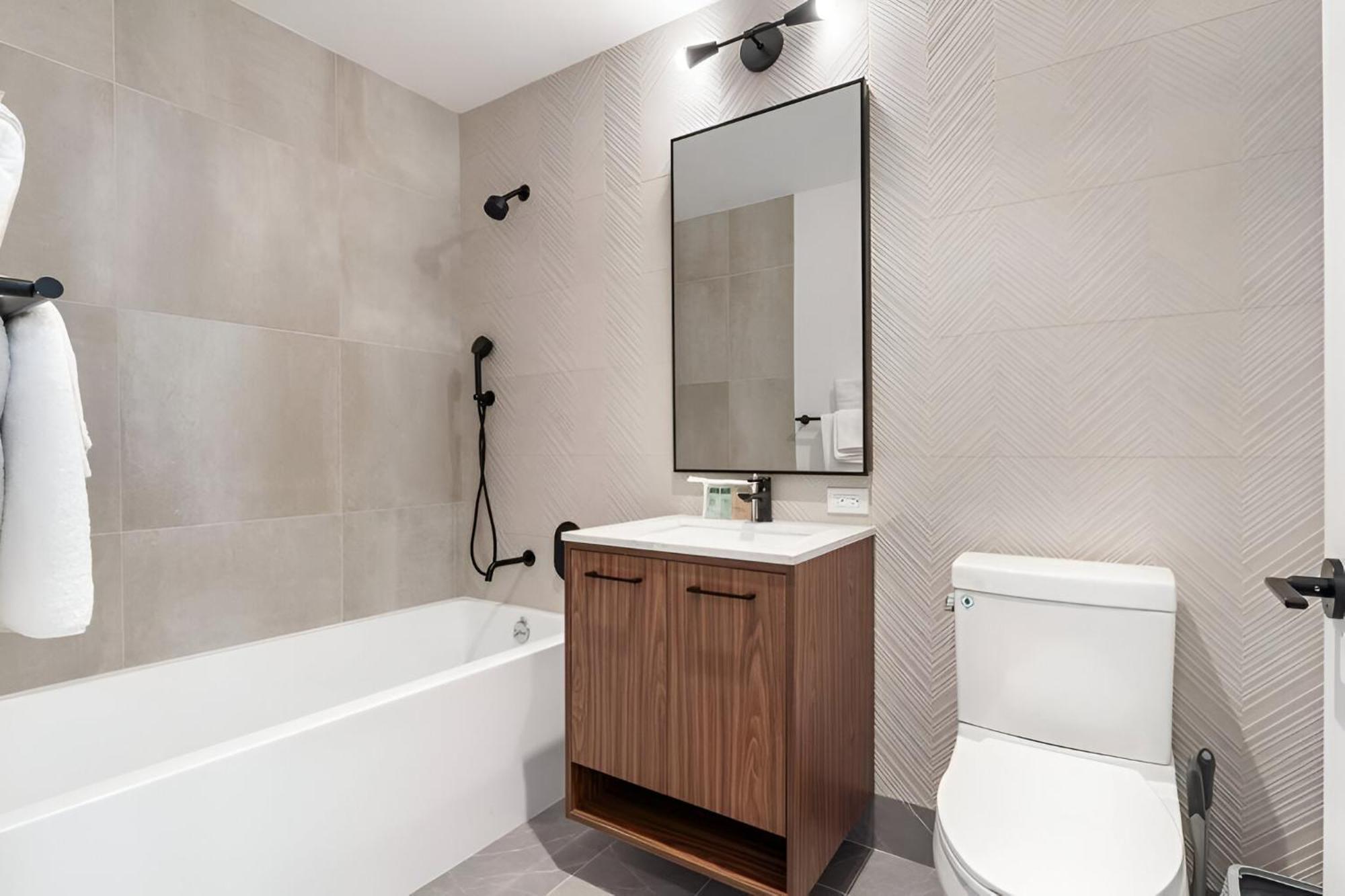 Apartment Brooklyn Serenity - Luxe Comfort With Amenities *