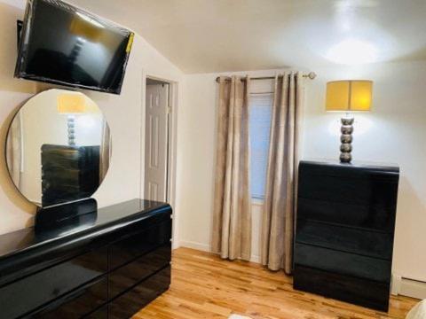 Dreamy 3 Bedroom 2 Baths Master * New York