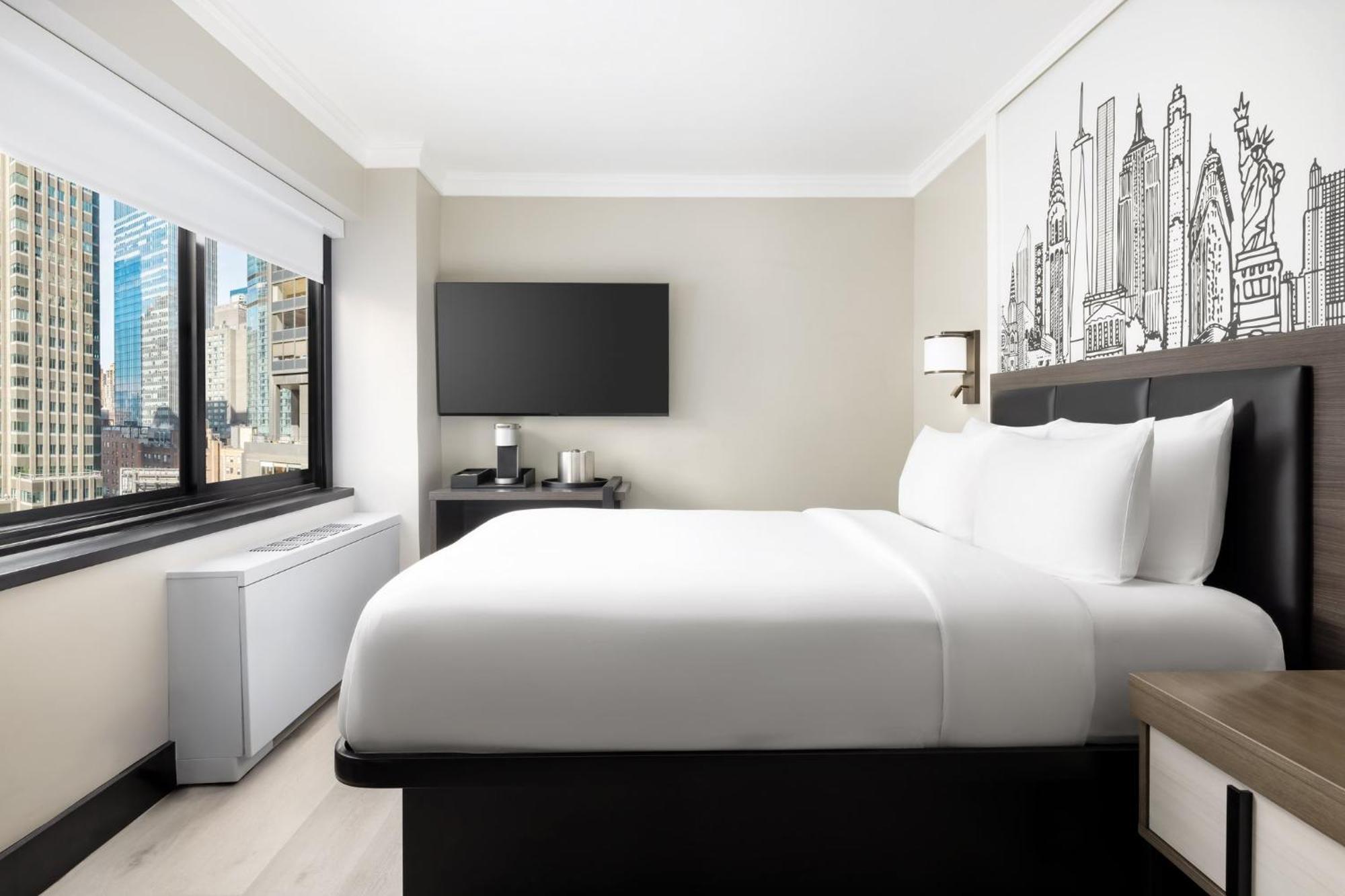 The Manhattan At Times Square Hotel 4*