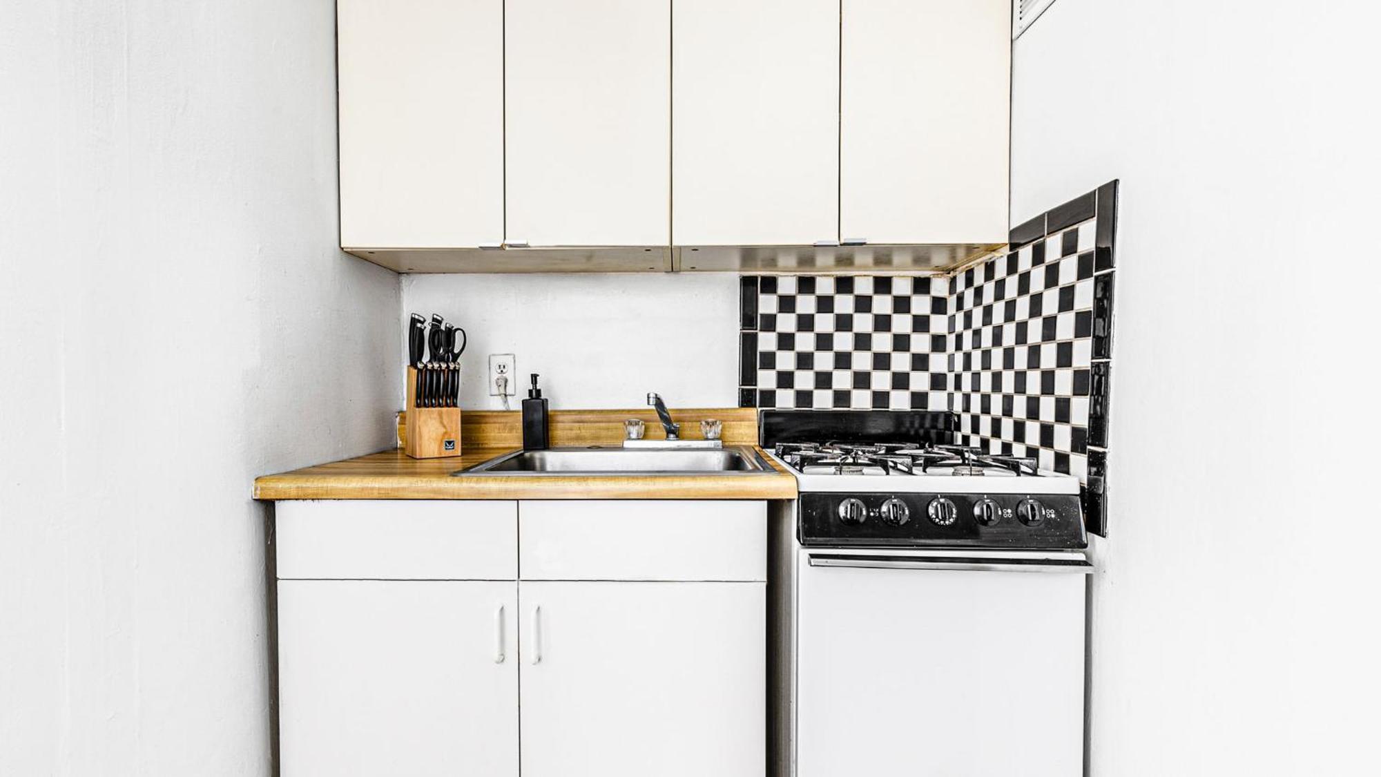 Apartment Trendy & Comfy 2 Bdr & 1 Bth In Midtown Manhattan New York