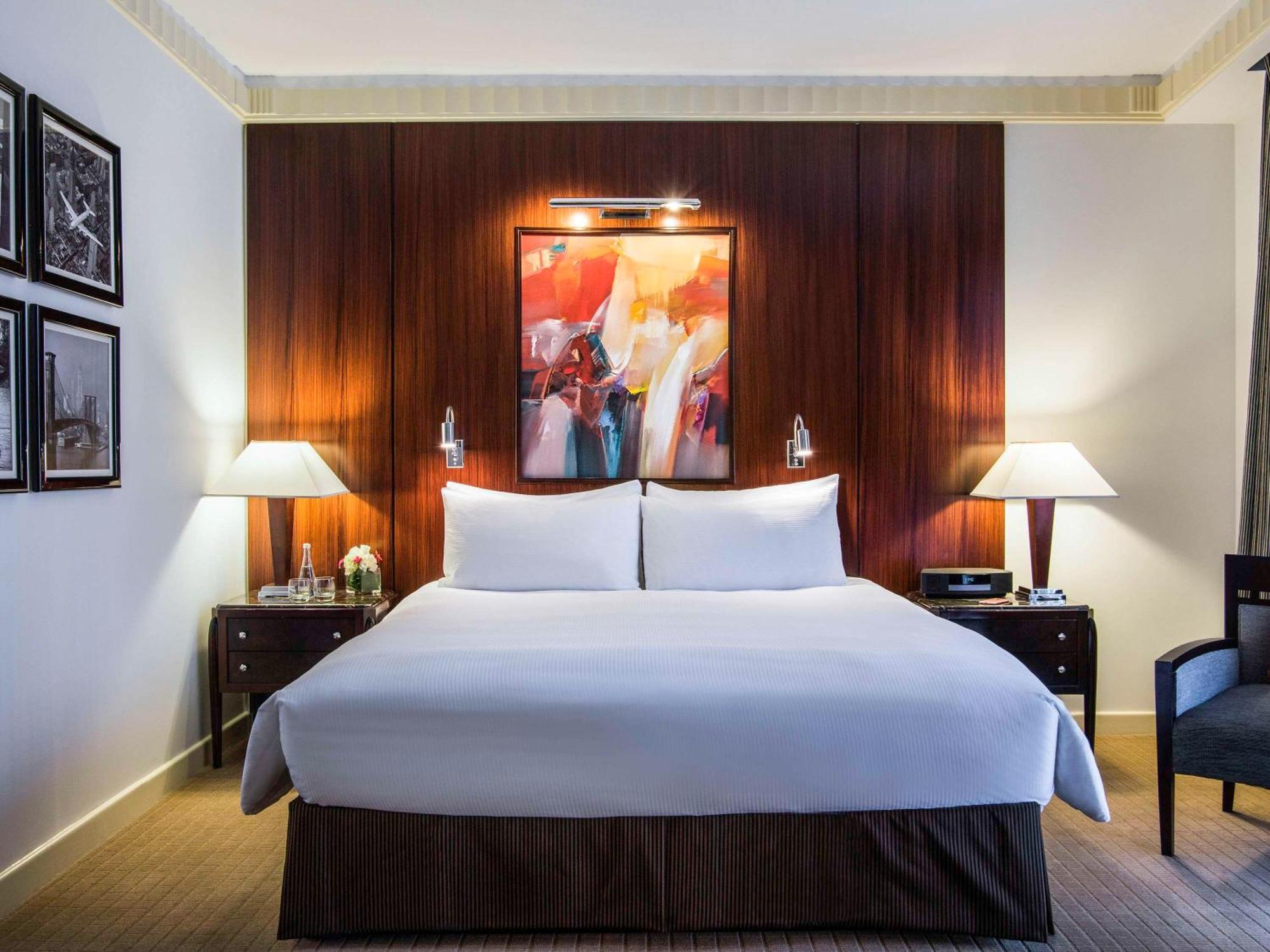 Sofitel Hotel 4*