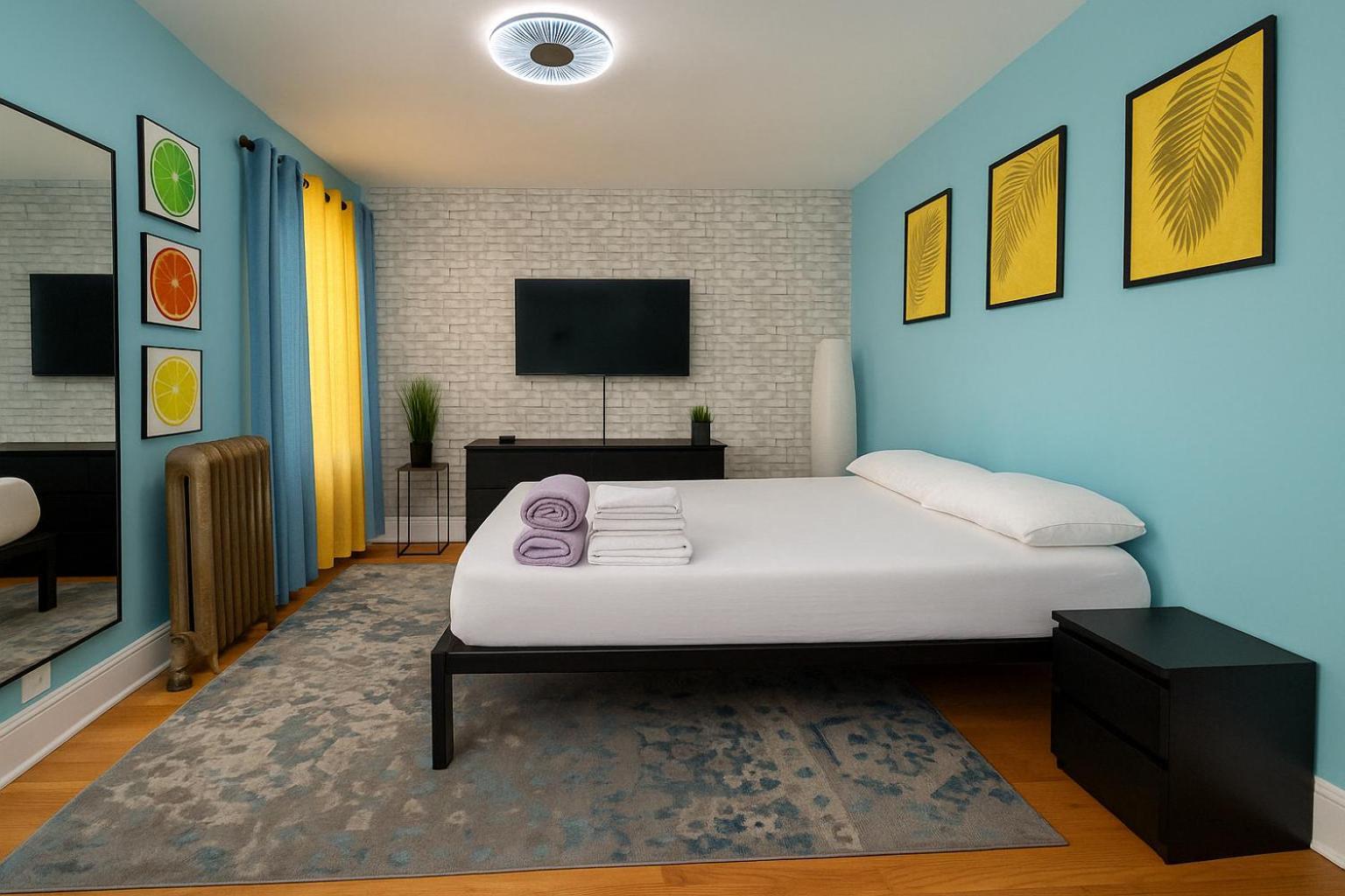 Modern Xl Queen Room Comfort & Character In Harlem Apartment *