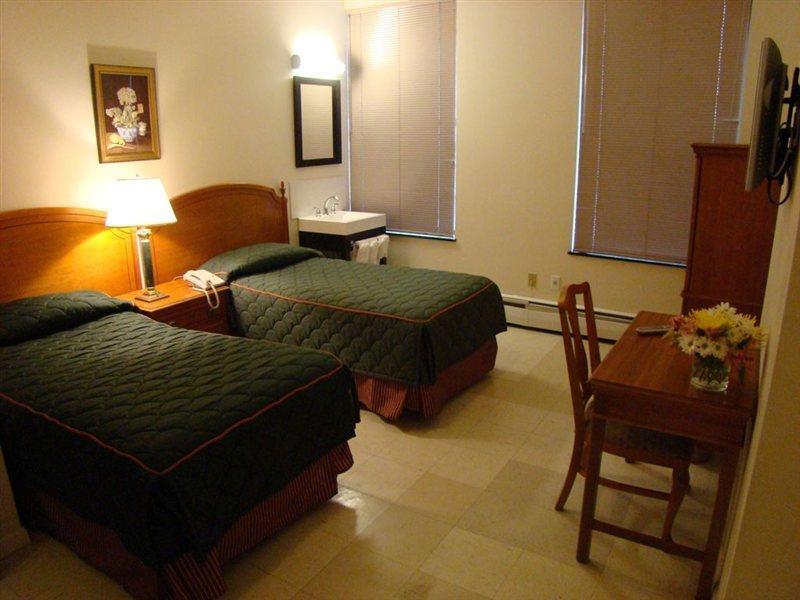 Hotel Americana 2*